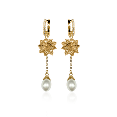 NOELIA PEARL HOOP EARRINGS