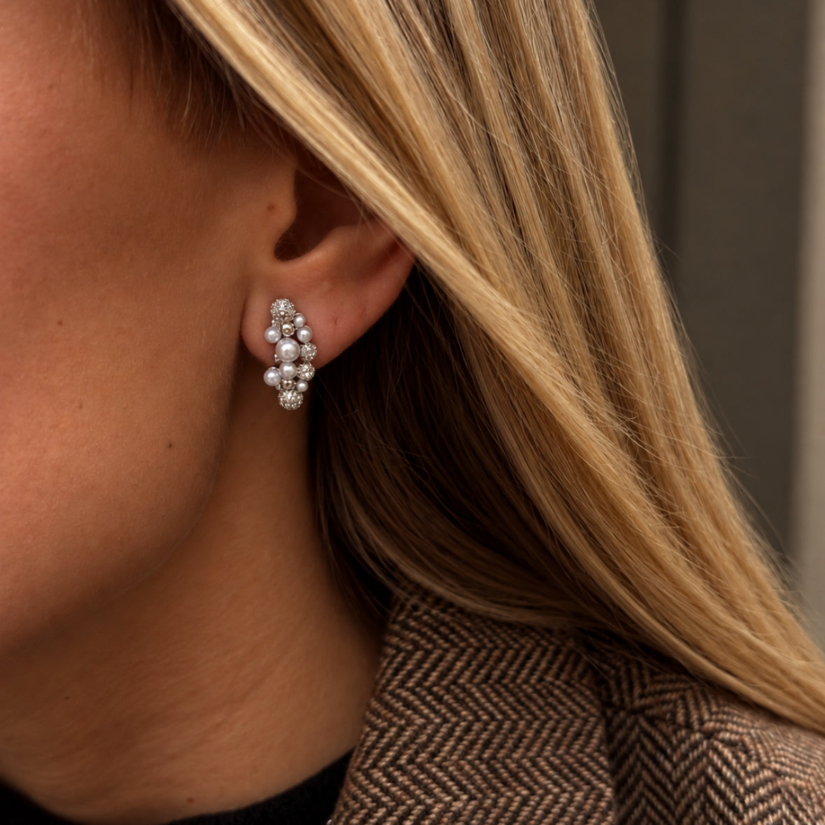 BERRY PEARL PETITE MULTI STUDS Örhängen