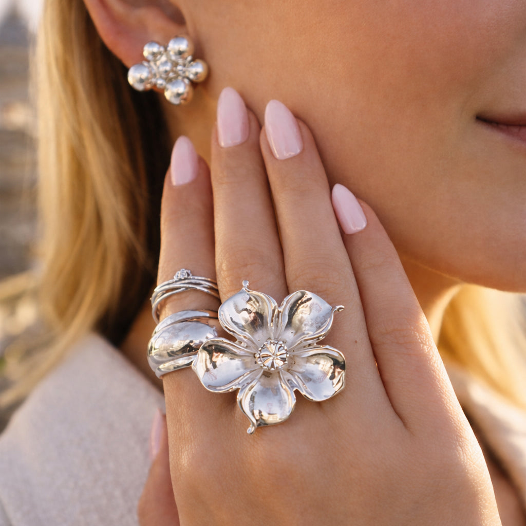 LA FLEUR RING