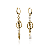 CHIC PEARL HOOP EARRINGS