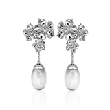 LA FLEUR TRIO MOONSTONE PEARL Earrings Soft white