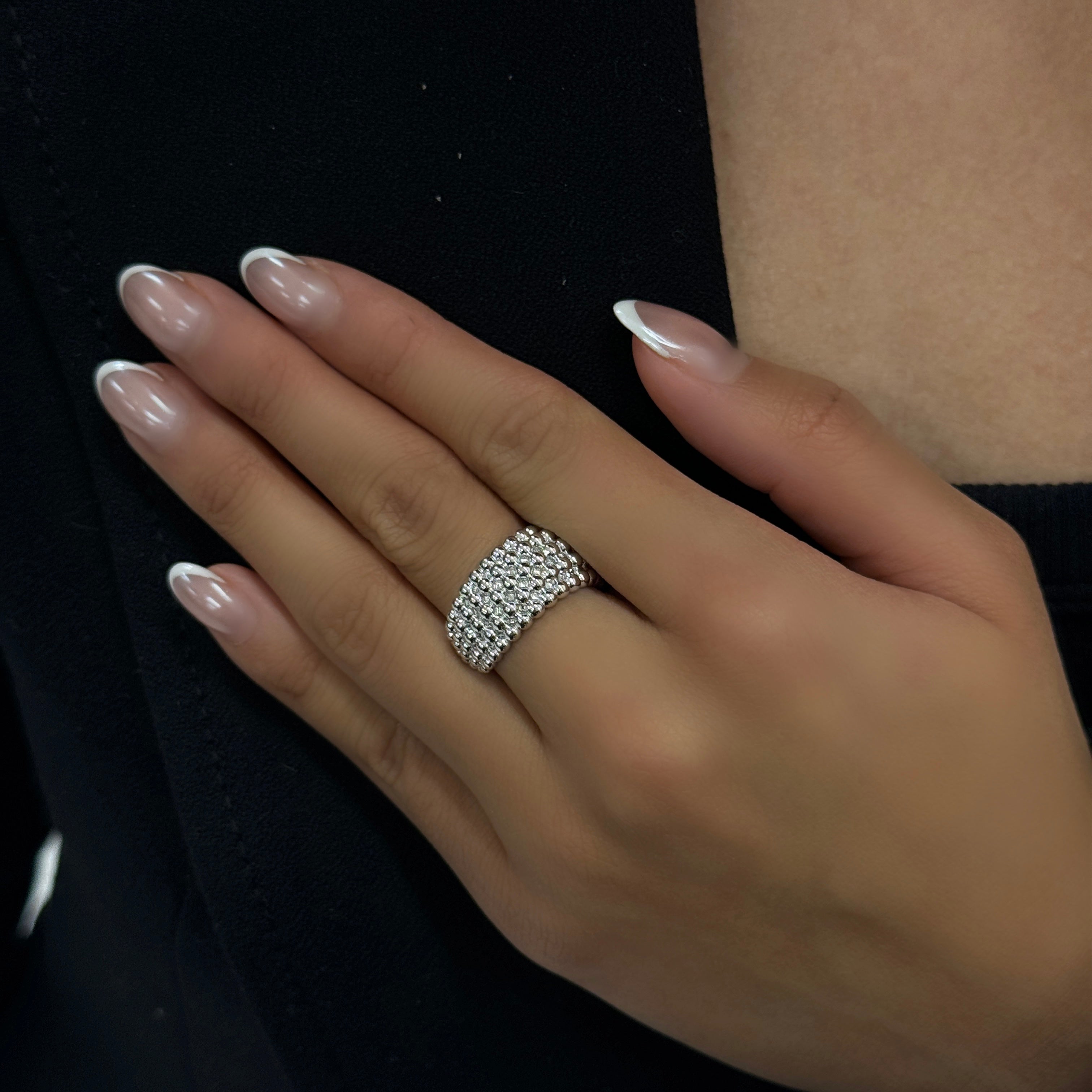 Silverious Berry Rings BOLD BERRIES RING – IOAKU by Fanny Ek