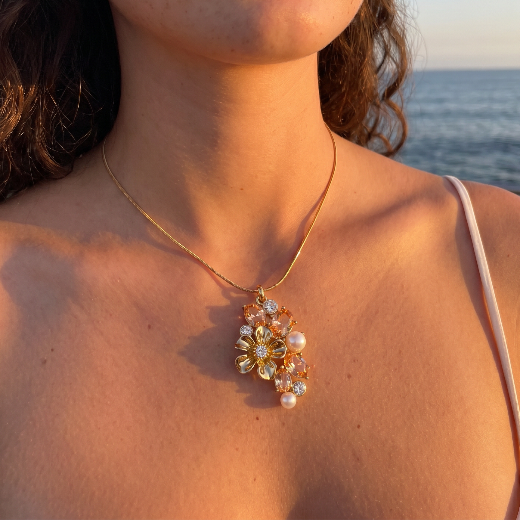 LA FLEUR SIRÈNE GARDEN PENDANT Halsband Champagne