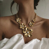 LA FLEUR FIELD HALSBAND