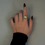 SIGNET STONE RING Guld/Vit