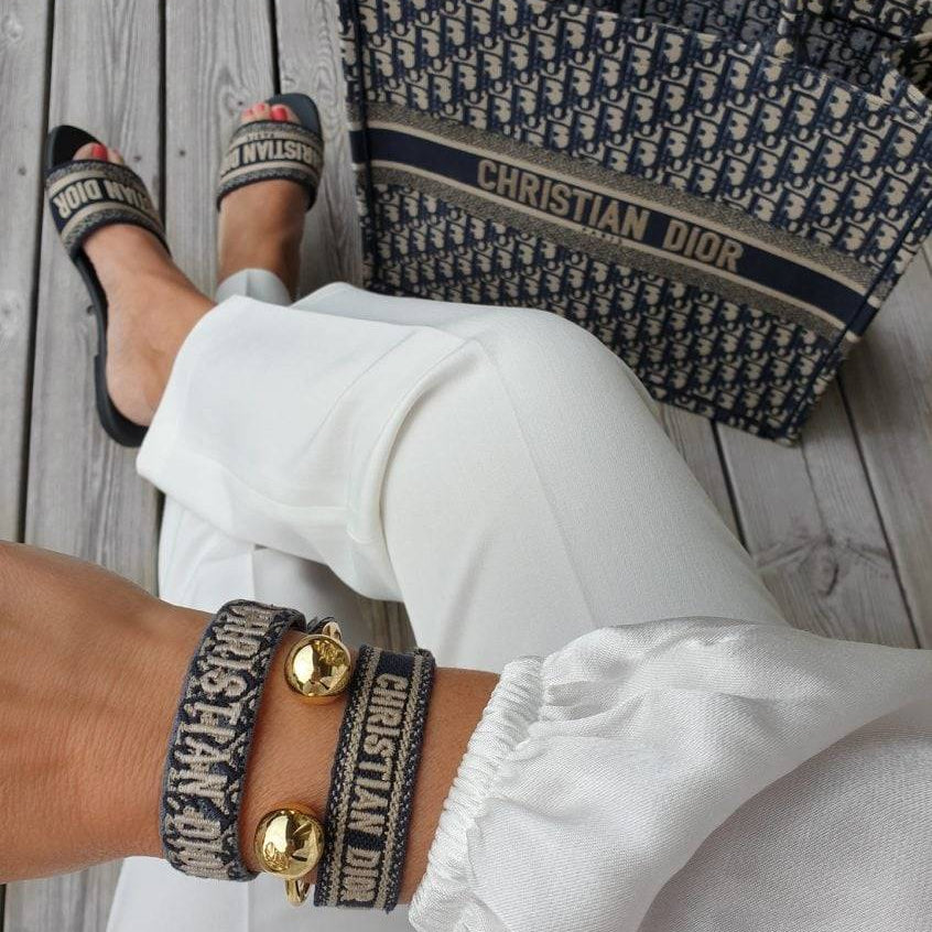 IOAKU berry cuff