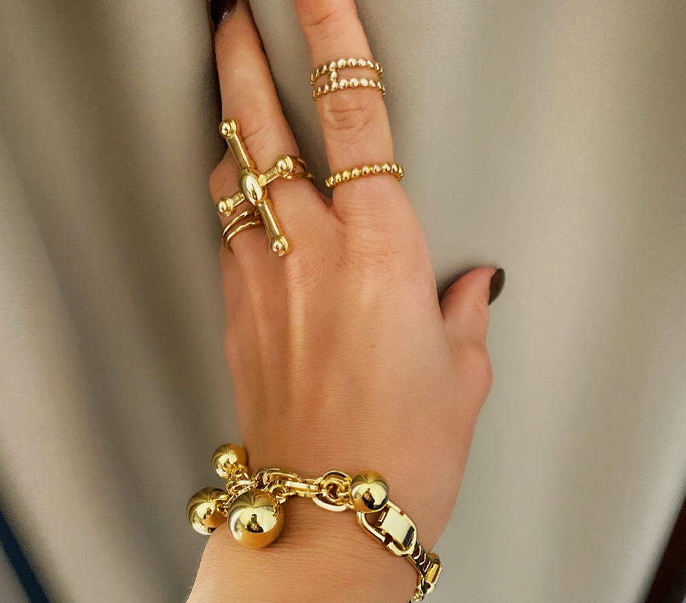 BERRY CROSS RING